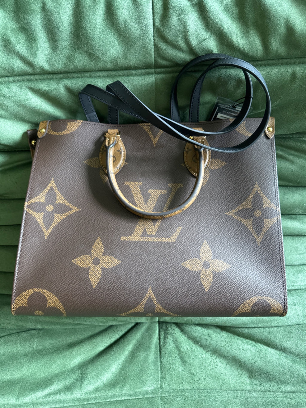Louis Vuitton Handbag Brown and black