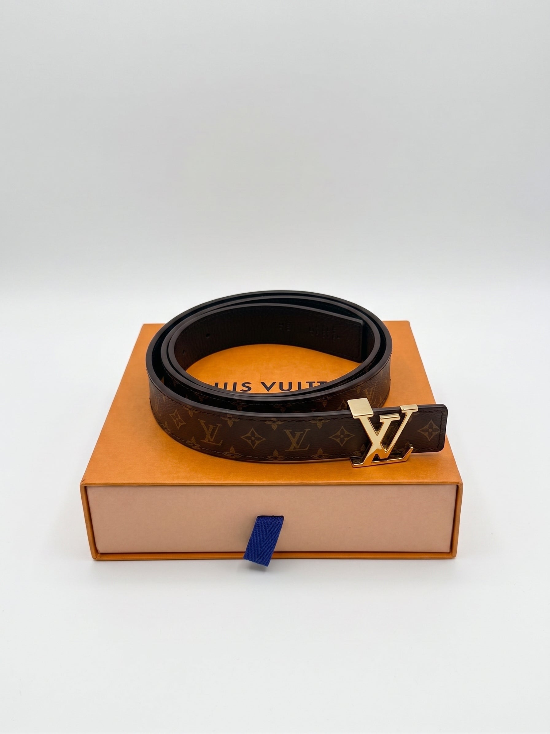 Louis Vuitton Monogram Canvas LV Initials Buckle Belt