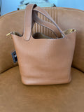 Hermès Picotin Lock bag in Gold Clemence