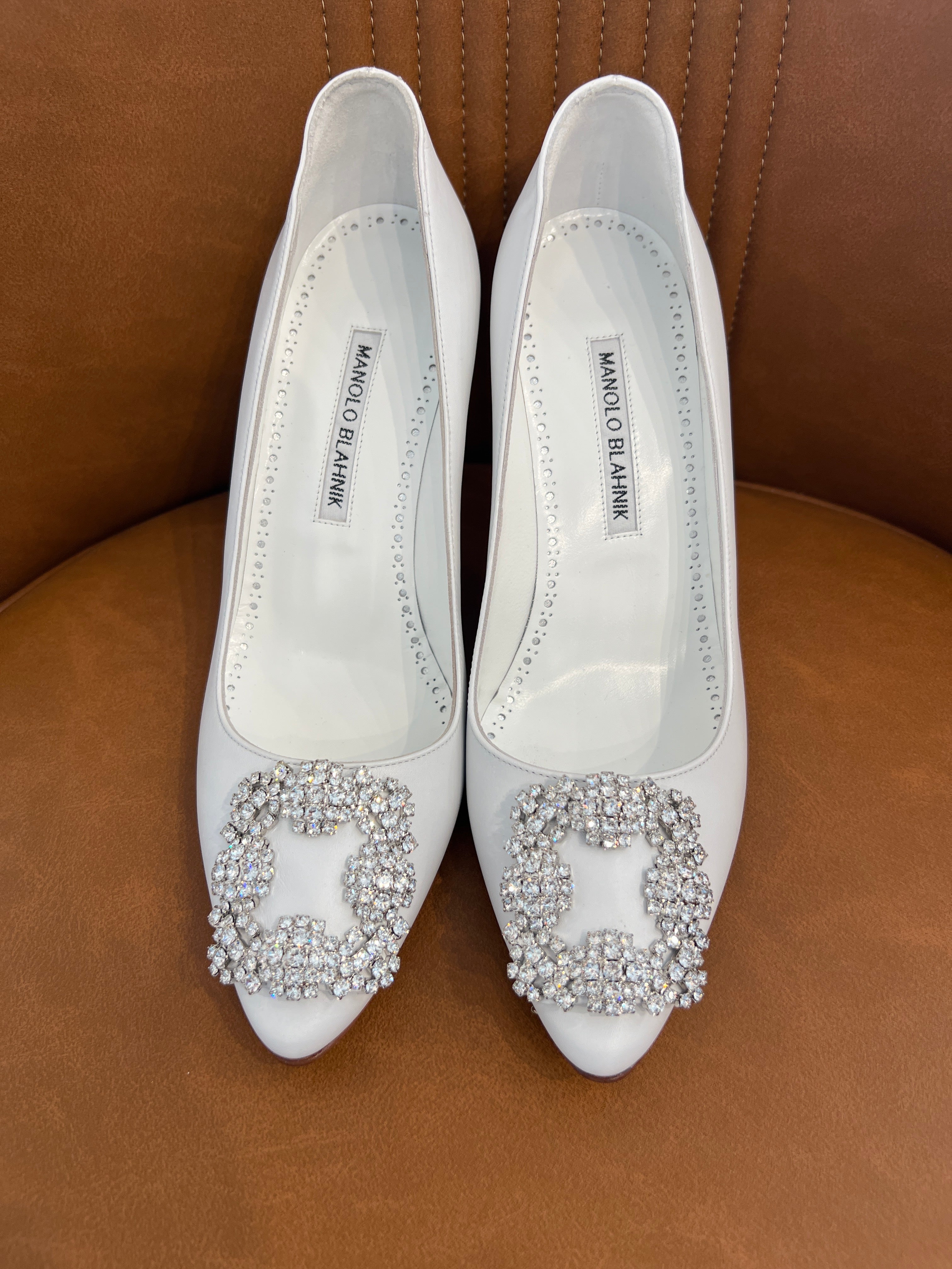 Manolo Blahnik Hangisi pump white