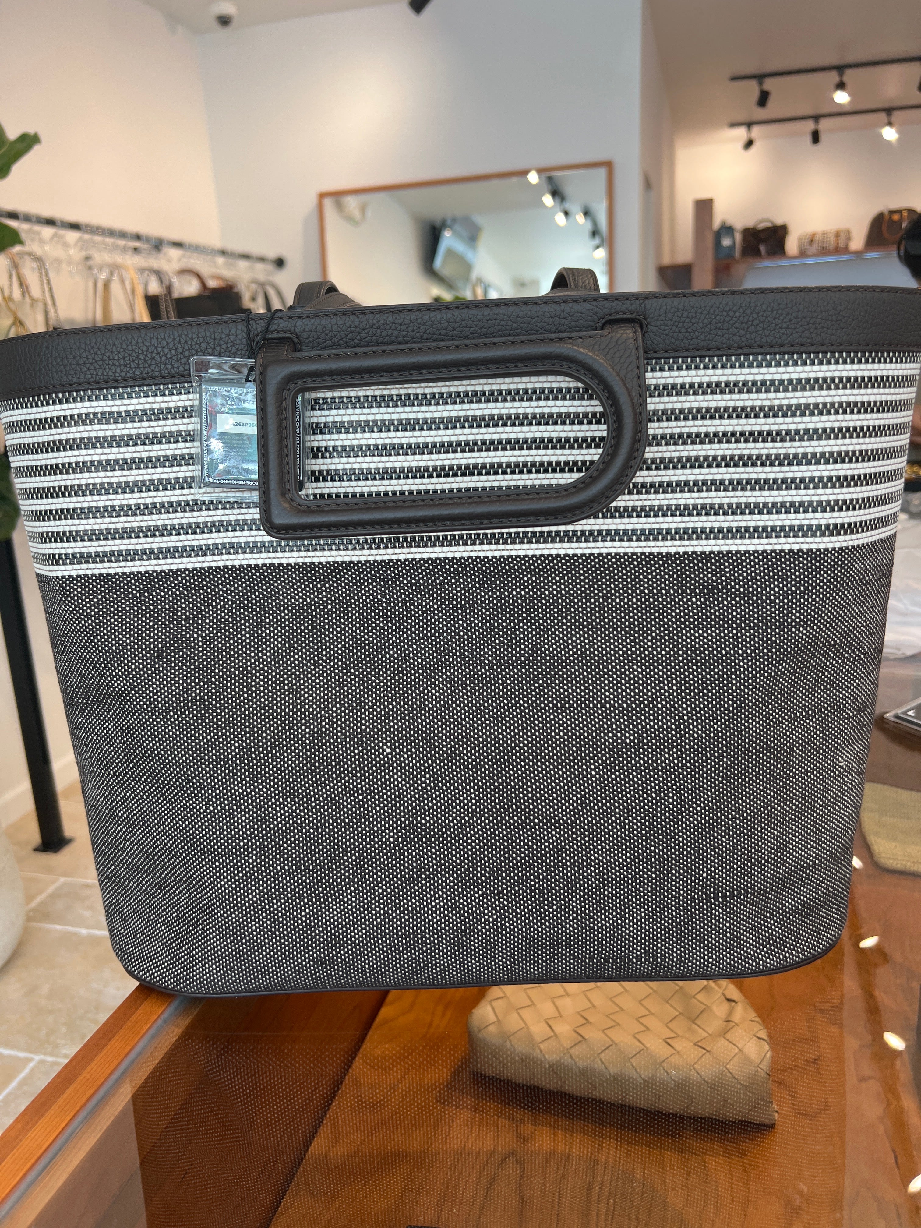 Delvaux D to D XL Tote