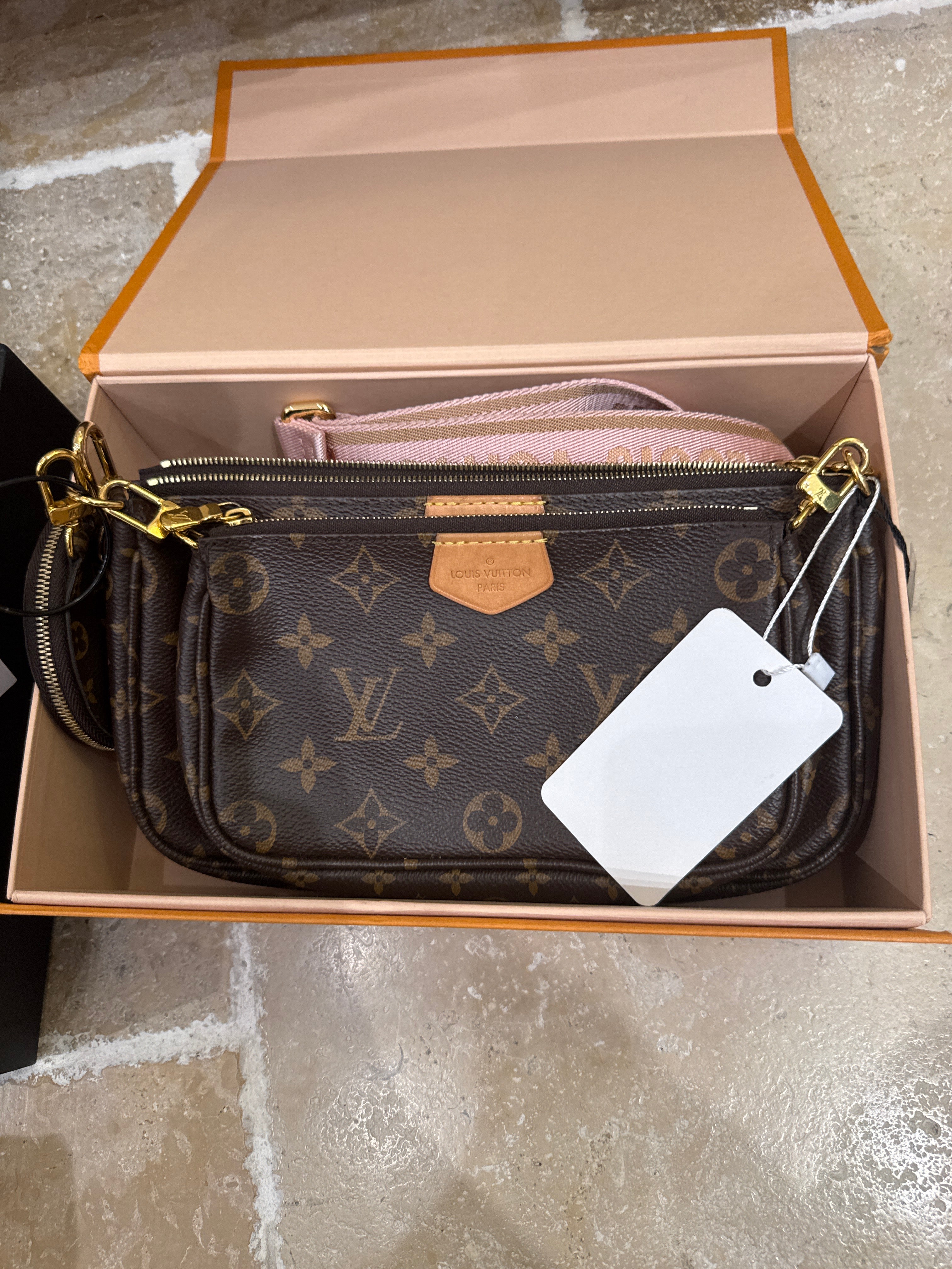 Louis Vuitton Monogram Multi Pochette Accessories CN3462
