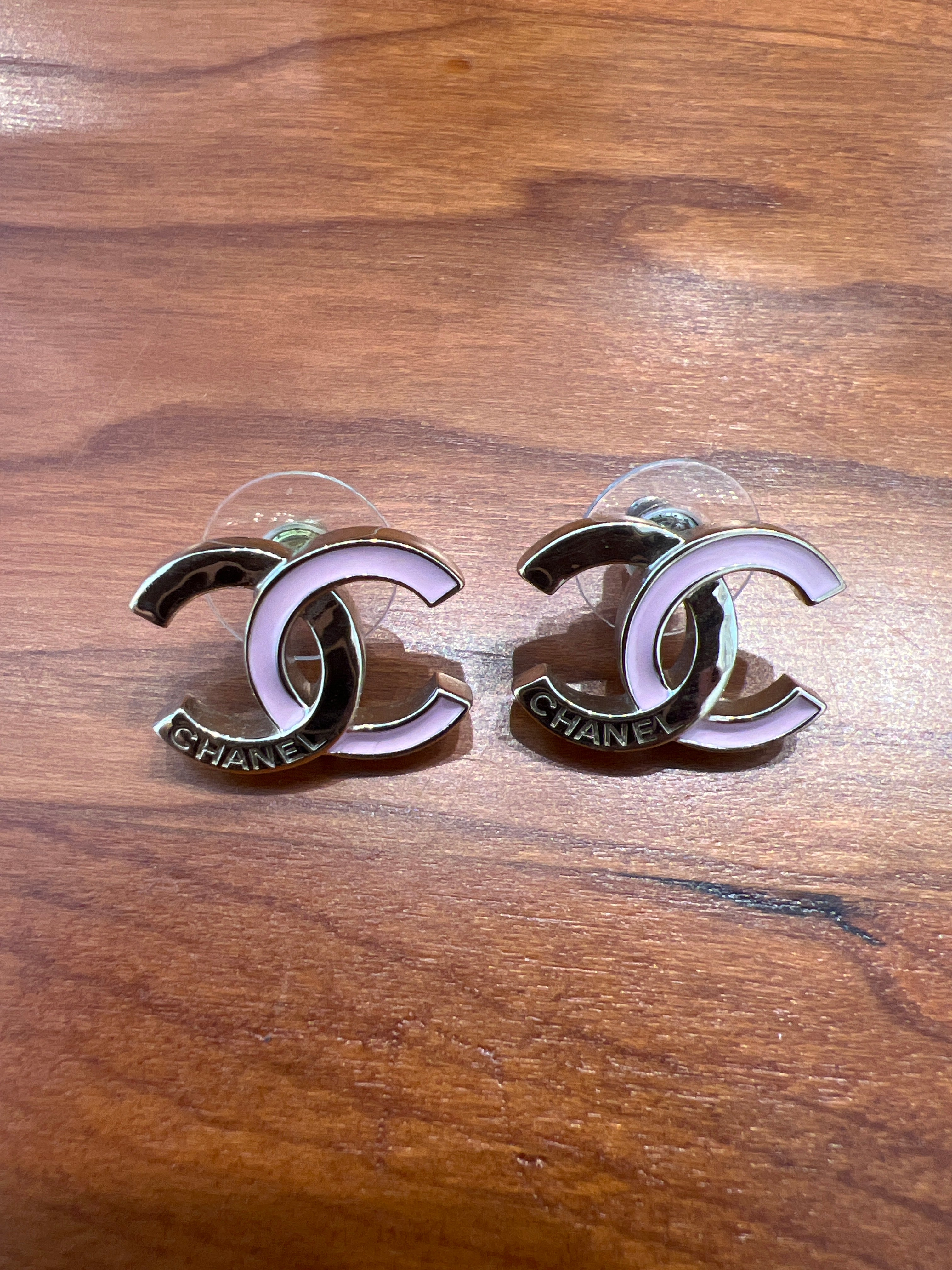 Chanel Cc stud silver earrings 2205