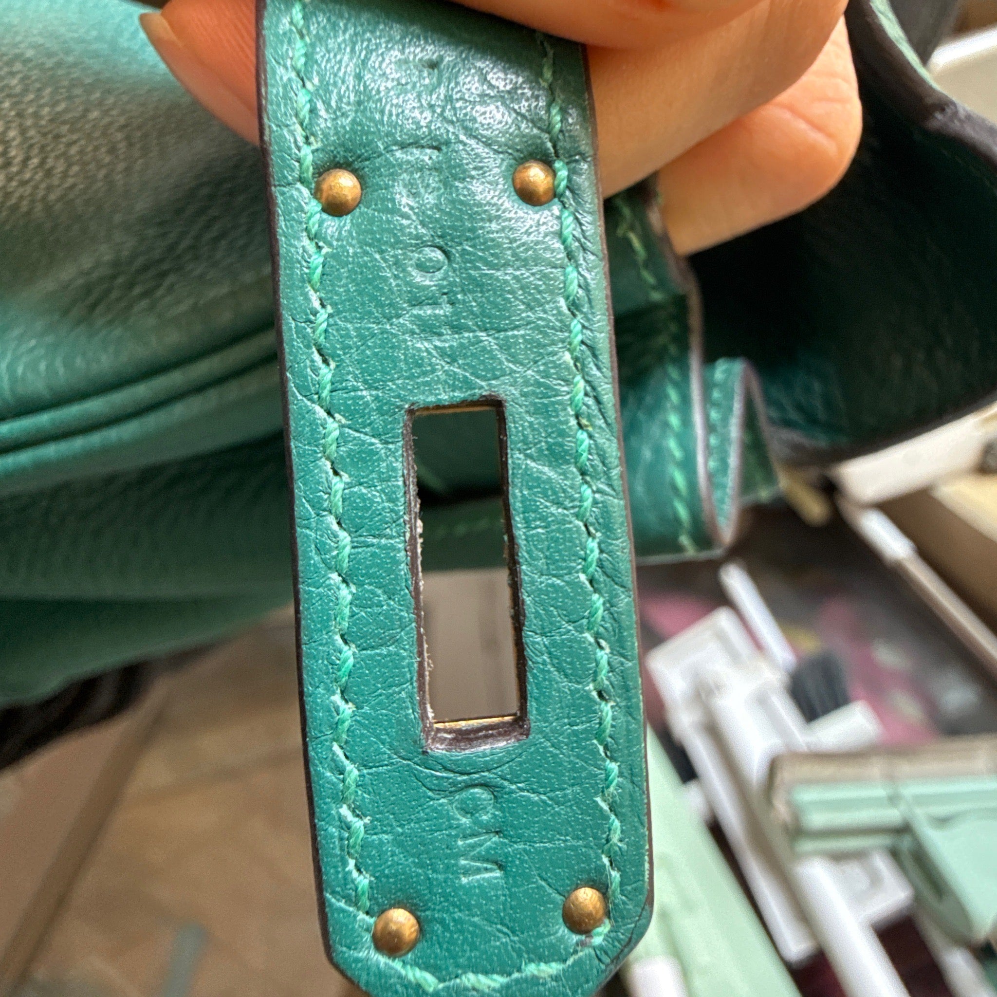 Hermès Kelly 28 Handbag Taurillon Clemence Leather Malachite